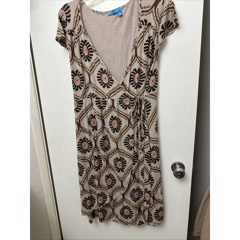 Fresh Produce Wrap Dress SZ L Cafe Stretch Rayon Mix Fiji Print Cream Brown Pink